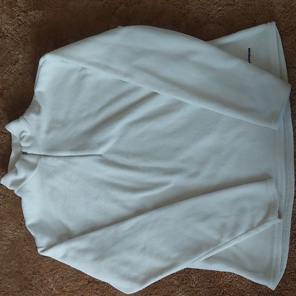 Patagonia Off White Capilene Pullover
